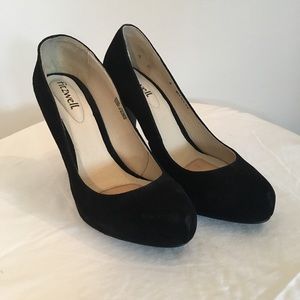 NWT Fitzwell black sued me pumps size 8